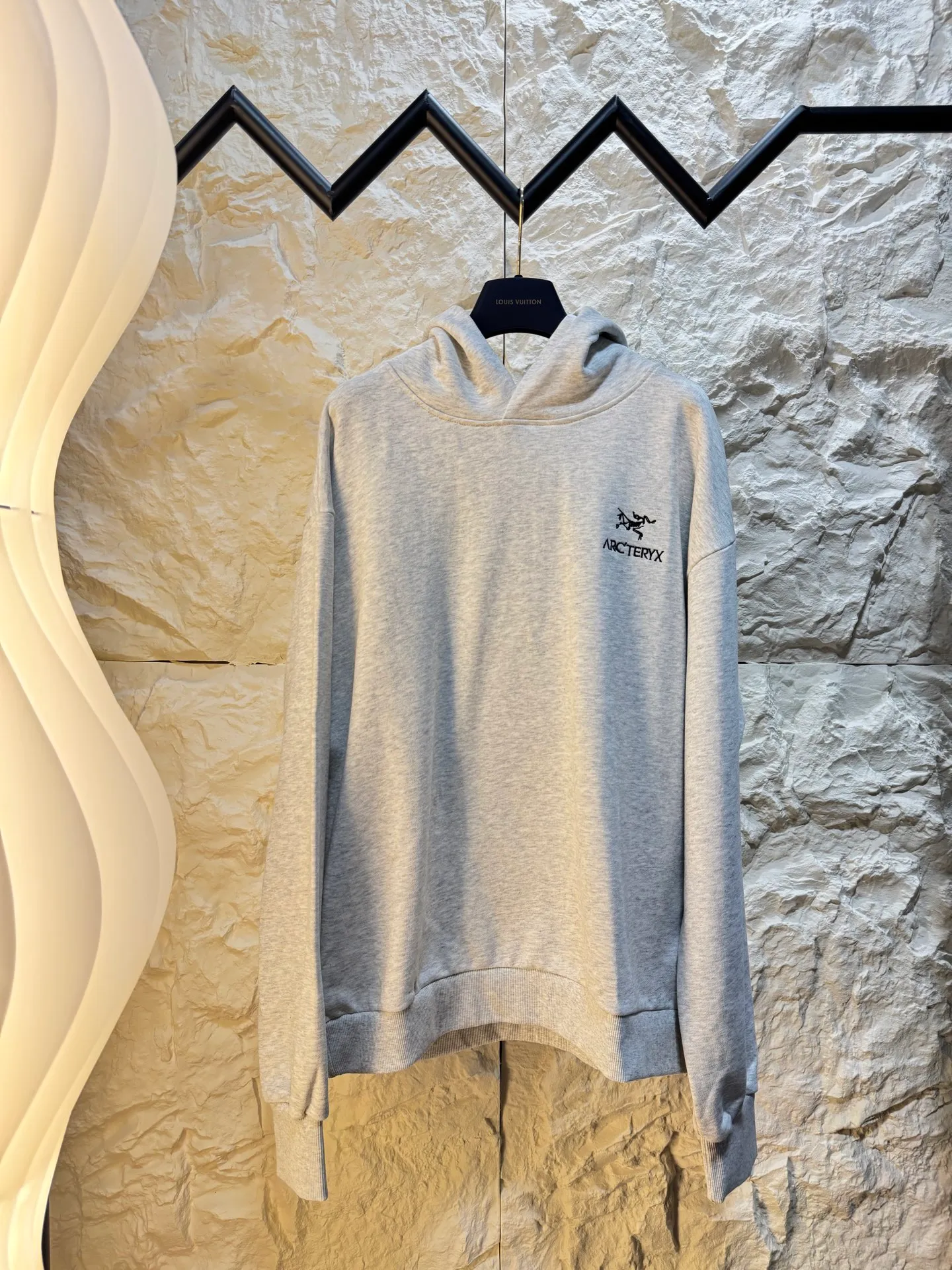 185 Arc'teryx g （ ） Quality Premium Quality Color：Black White Size：M/L/XL/XXL M L XL XXL 120 124 128 132 69 71 73 75 62 64 66 68 54 55 56 57 （ ： 1～3 cm ）